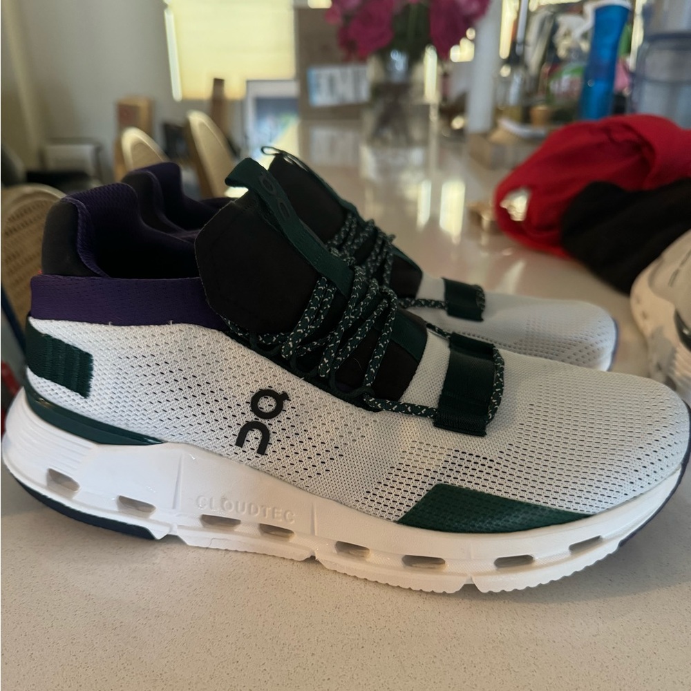 ON Cloudnova Size 9.5 EUC